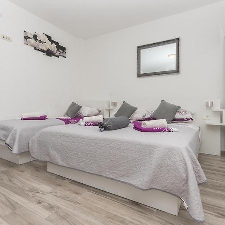 Apartmani Franko Baška Voda Eksteriør bilde