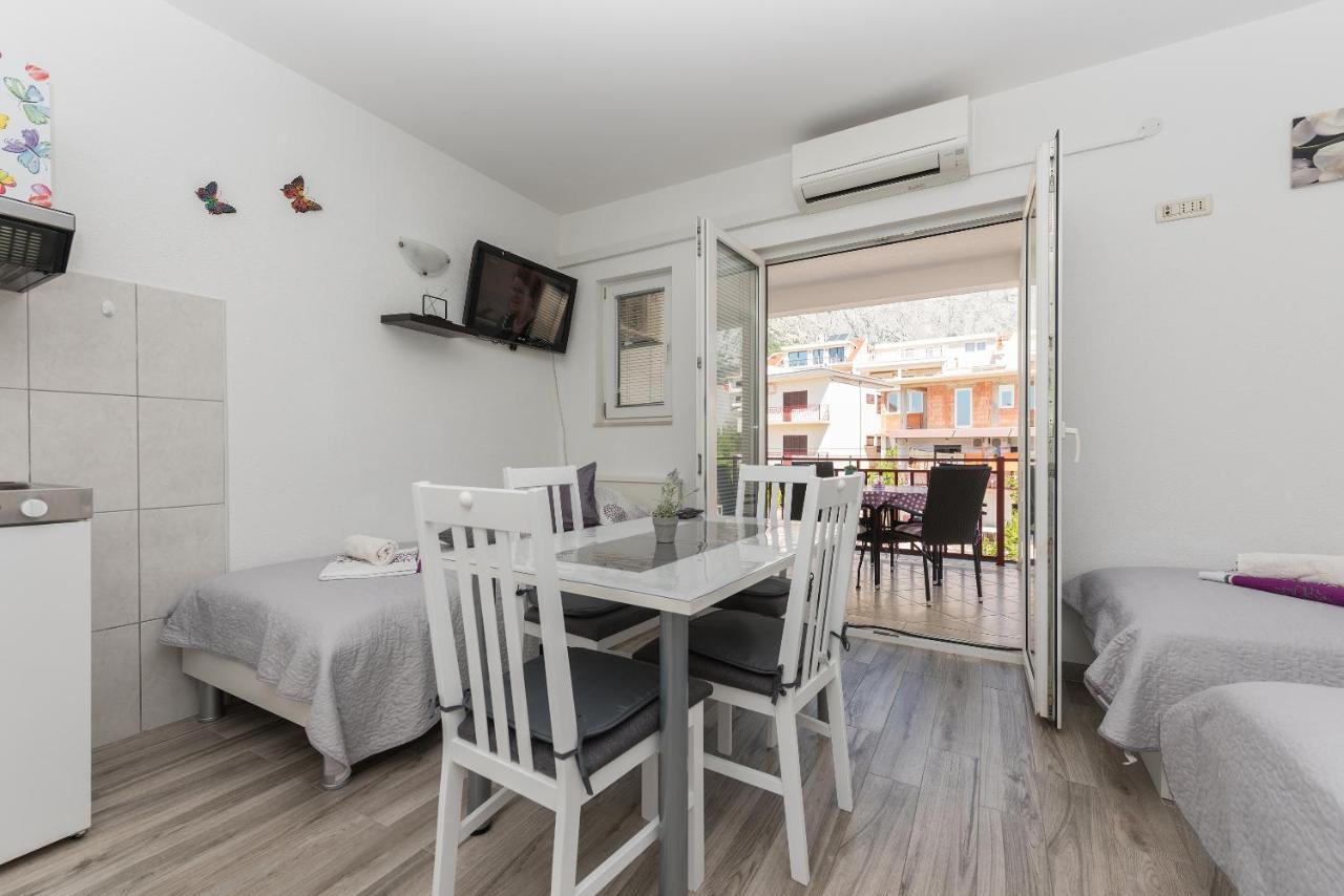Apartmani Franko Baška Voda Eksteriør bilde