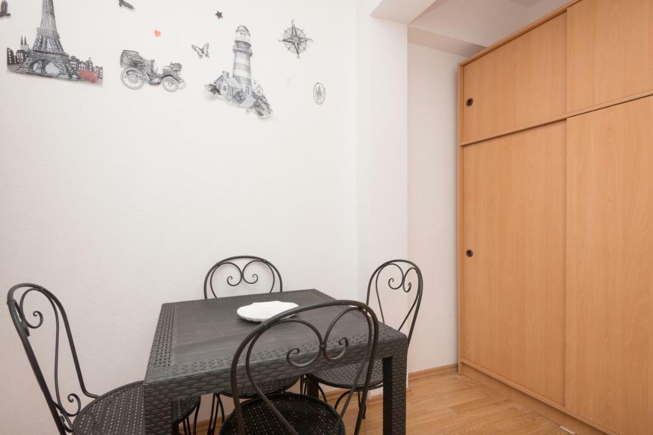 Apartmani Franko Baška Voda Eksteriør bilde
