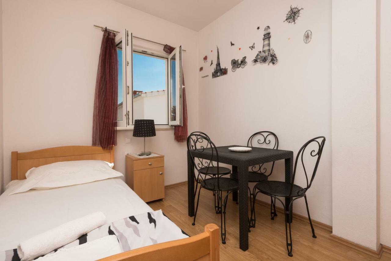 Apartmani Franko Baška Voda Eksteriør bilde